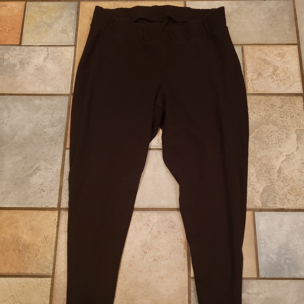 Black leggings ( SOLD )